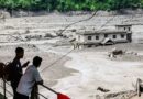 Una inmensa inundación deja un centenar de víctimas en Nepal y China, y casi 900 desaparecidos